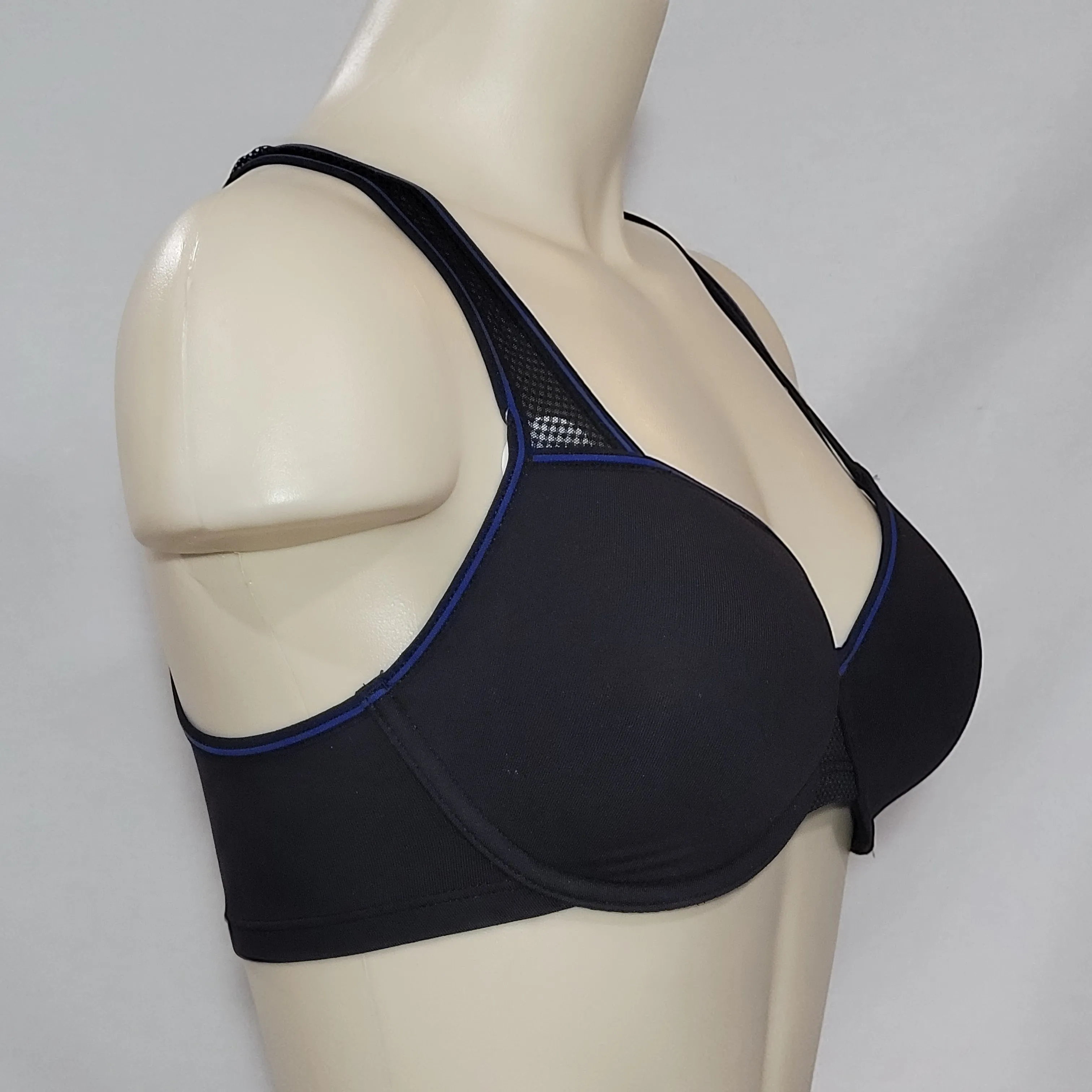 b.tempt'd 953199 by Wacoal b.active Underwire Sports Underwire Bra 30DD Black with Blue Trim