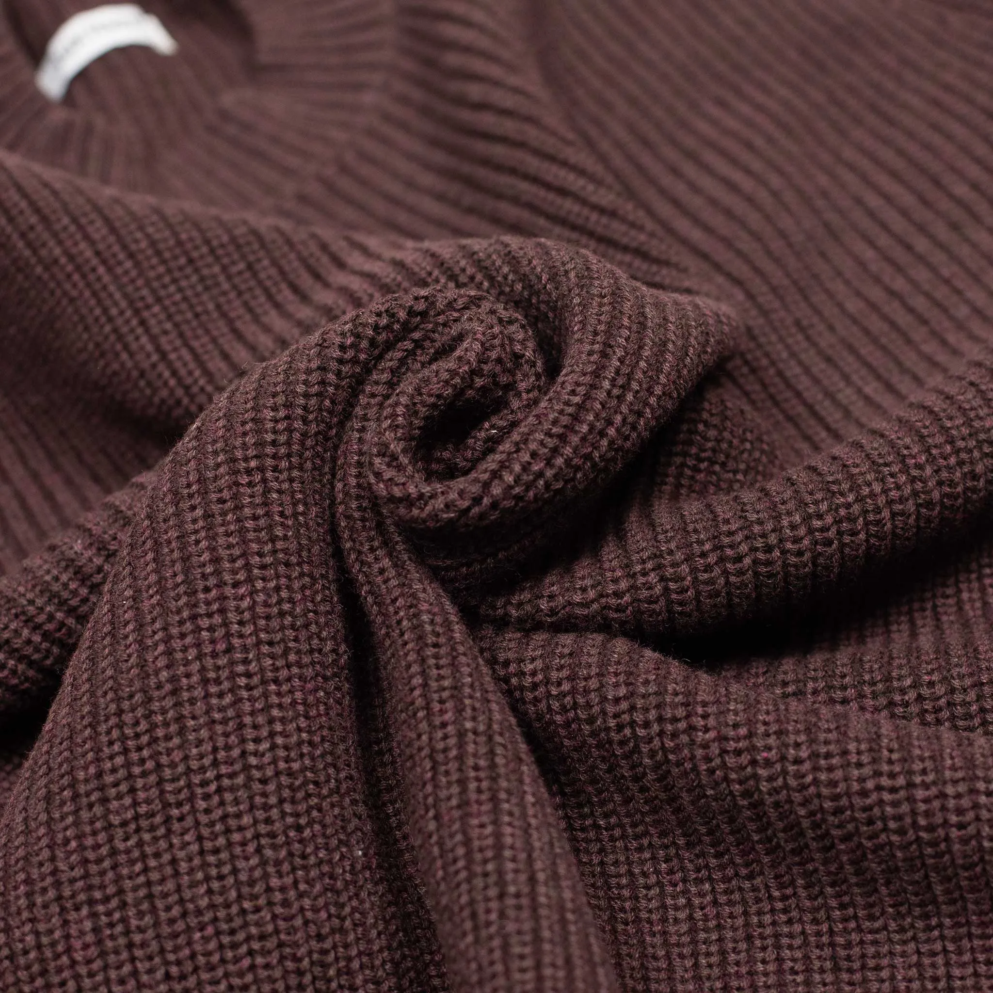 Crewneck sweater in burgundy pima cotton