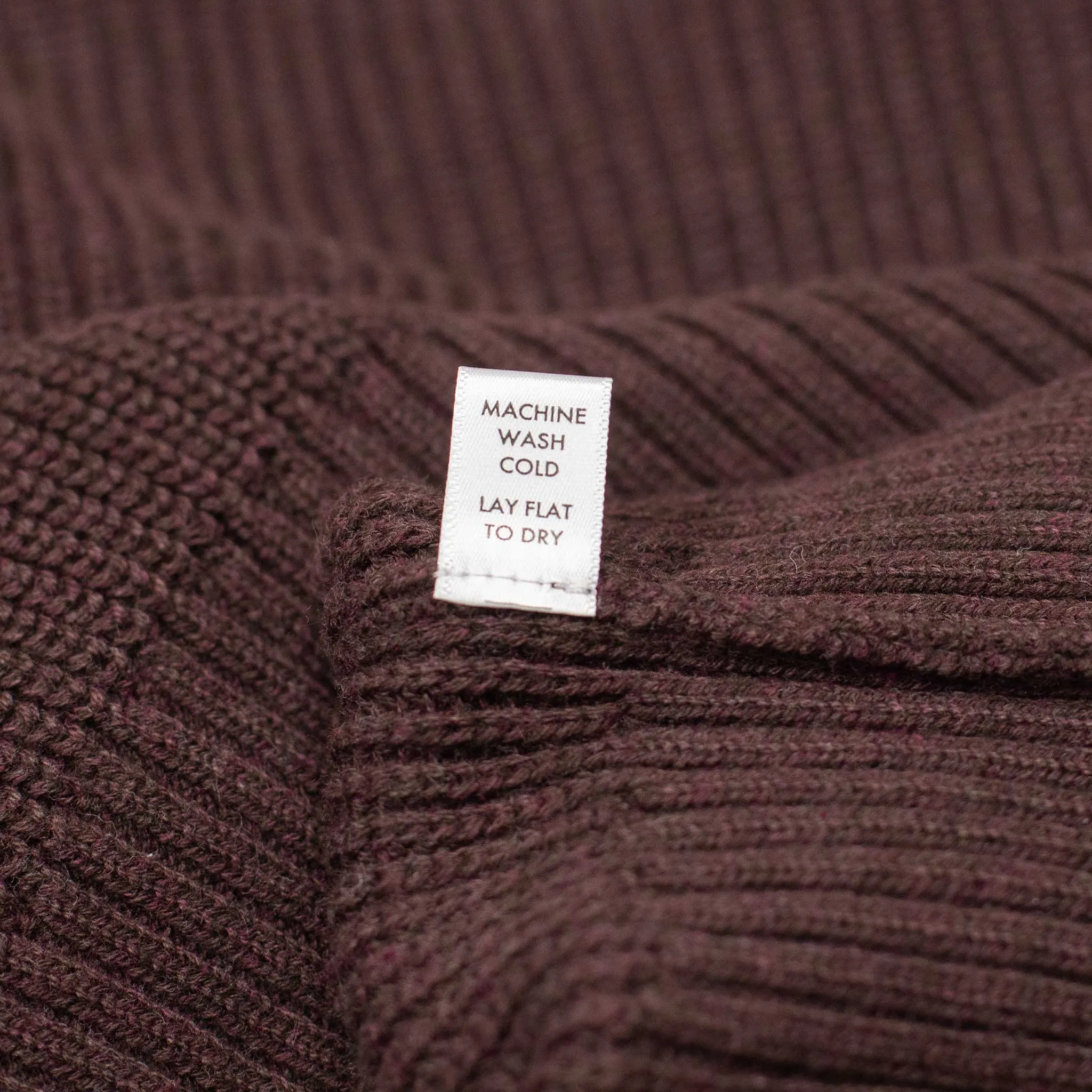 Crewneck sweater in burgundy pima cotton