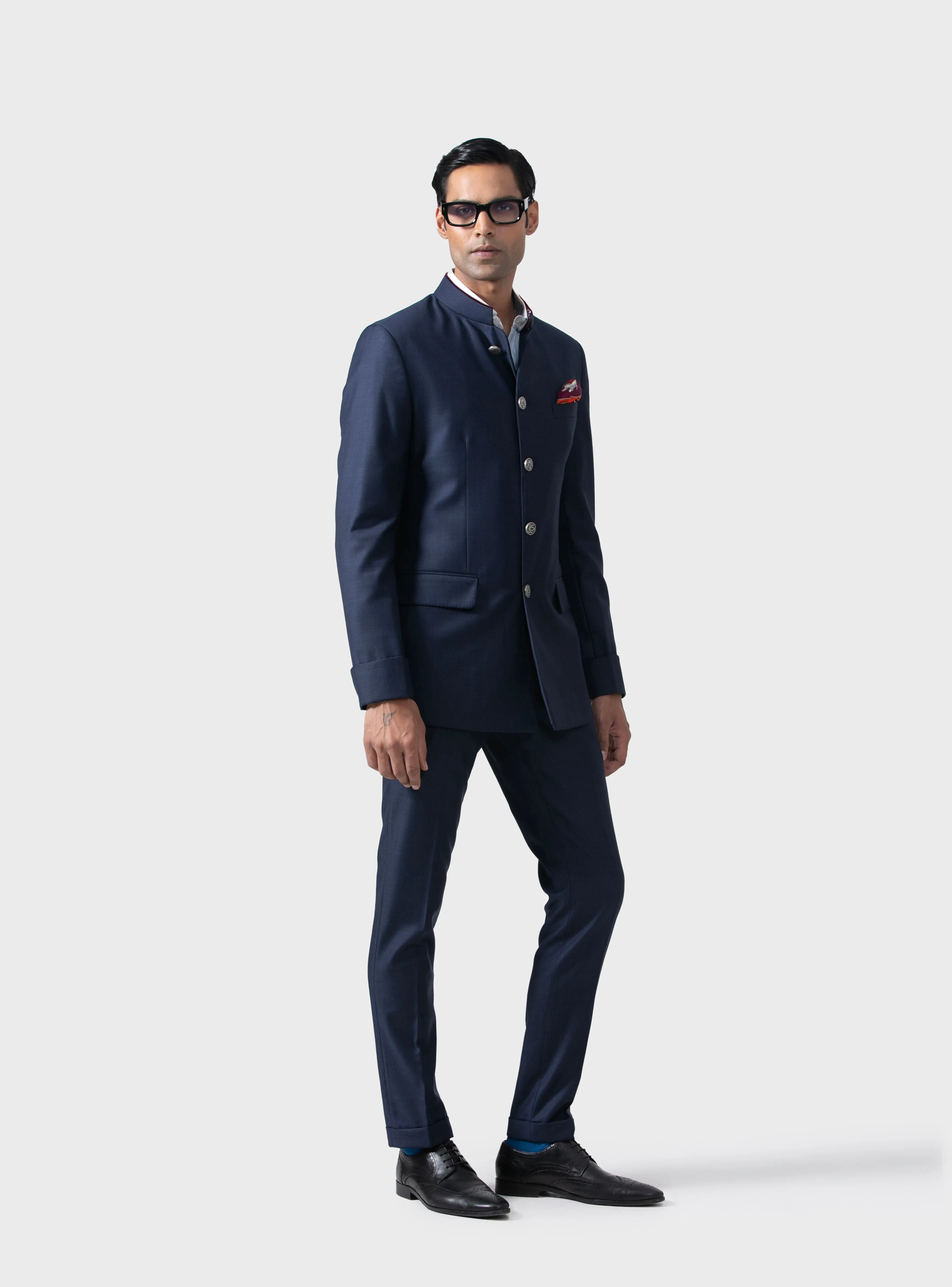 THE BANDHGALA SUIT A MASTERPIECE OF LUXURY AND CRAFTSMANSHIP