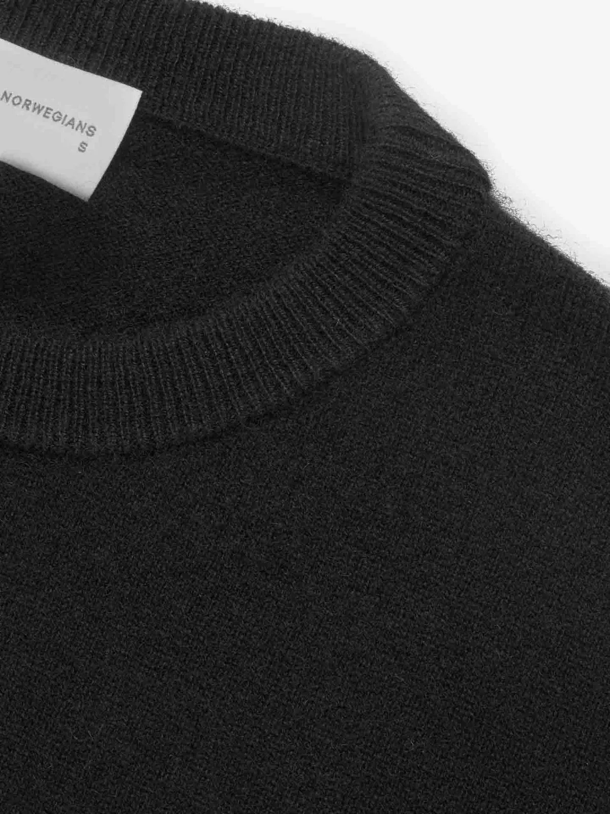 We Norwegians Women's Blefjell Cashmere Crewneck Sweater 2025